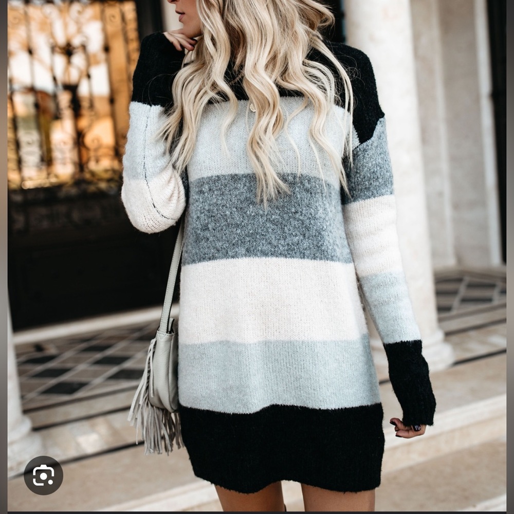 NWOT VICI Black and Grey Striped Sweater Dress Small